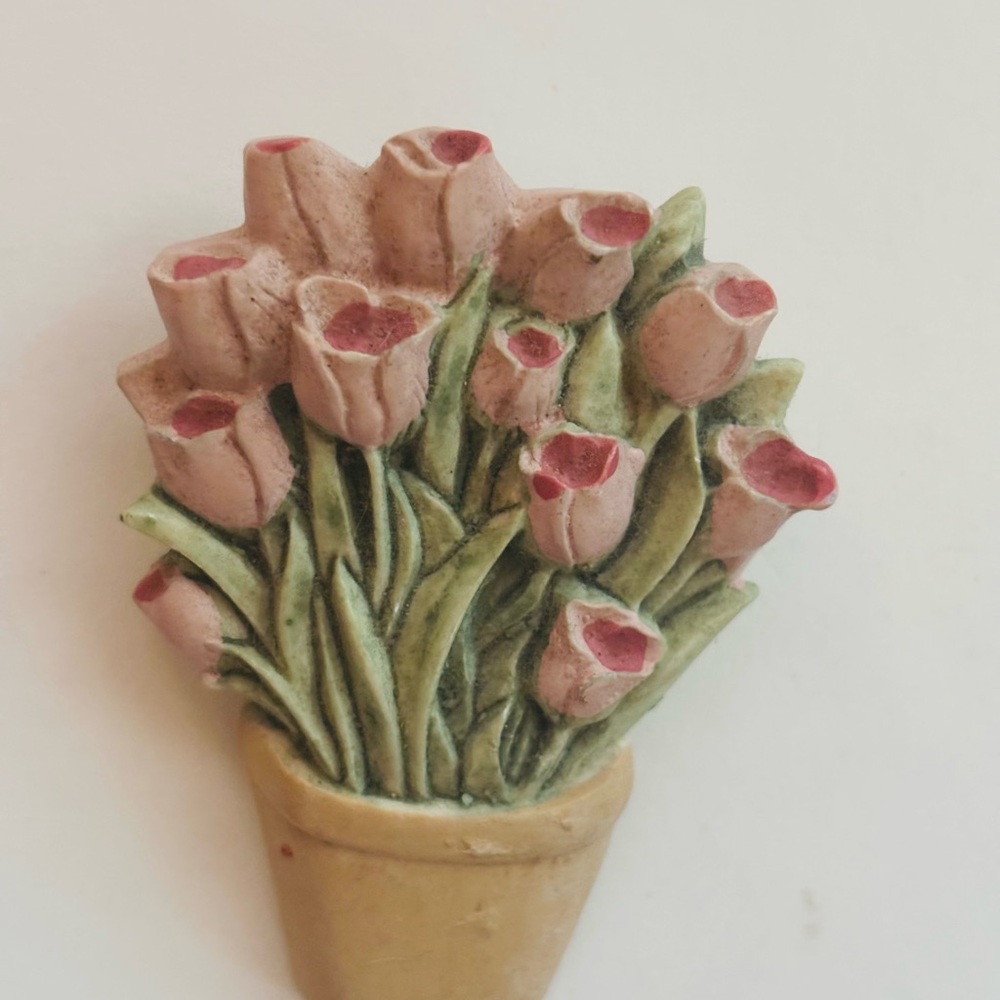 Vintage estate sale Pink Tulip Bouquet Ceramic brooch